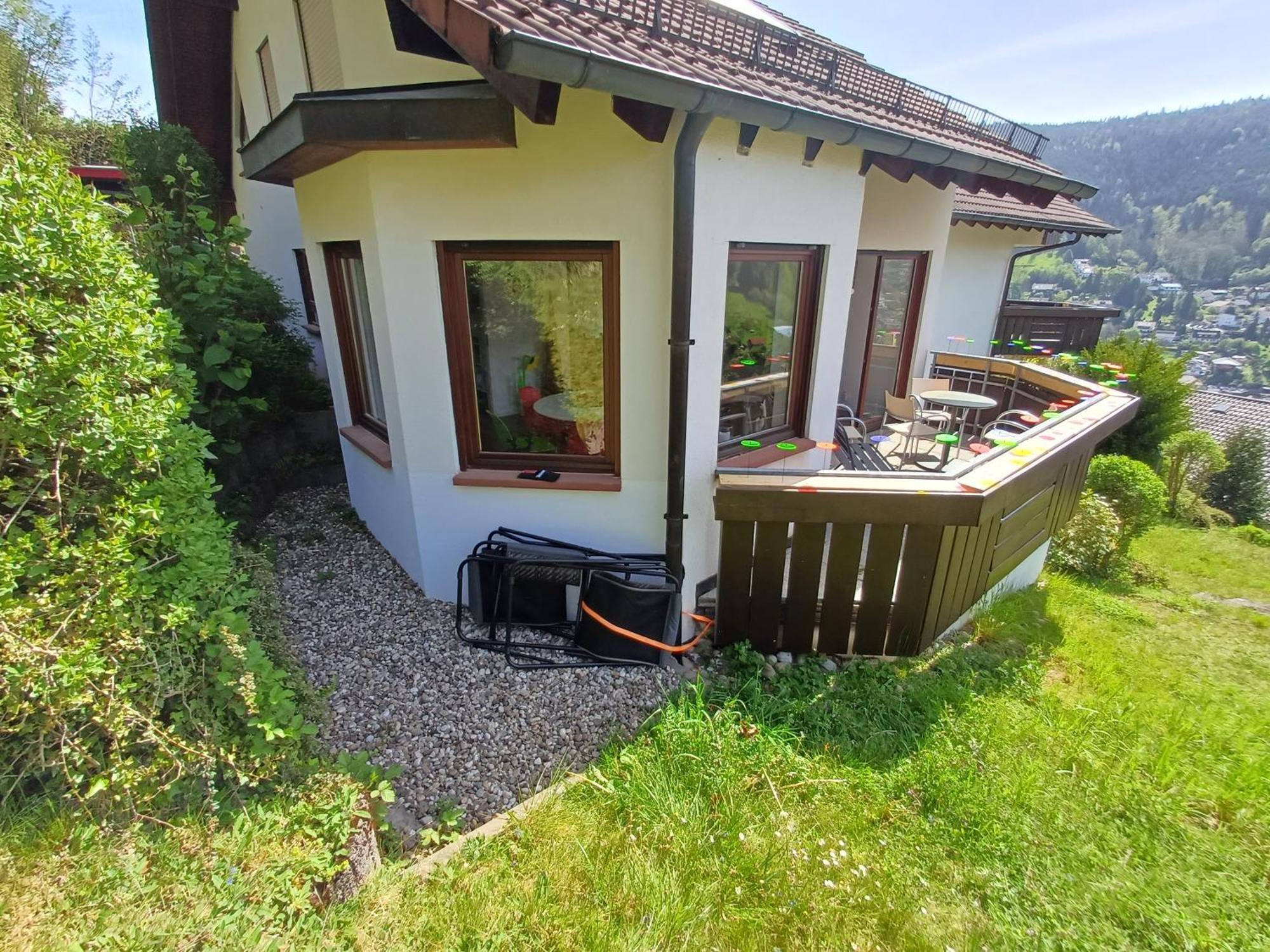Ferienwohnung Panoramablick Бад Вилдбад Екстериор снимка